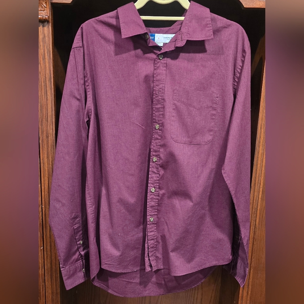 1030 Old Navy Mens Slim-Fit Button-Up Shirt Long Sleeve Collared Size L Burgundy